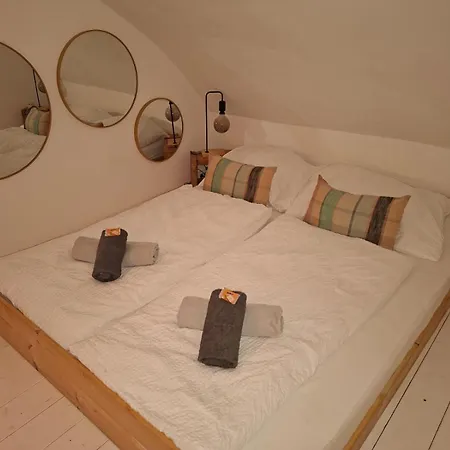 Mooki Rumbach Apartament