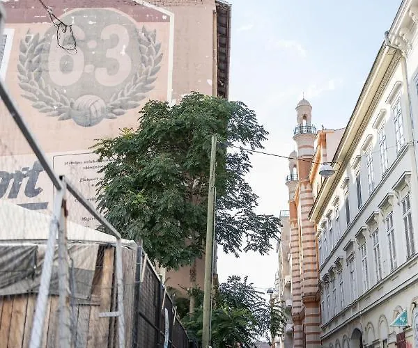 Mooki Rumbach Apartament