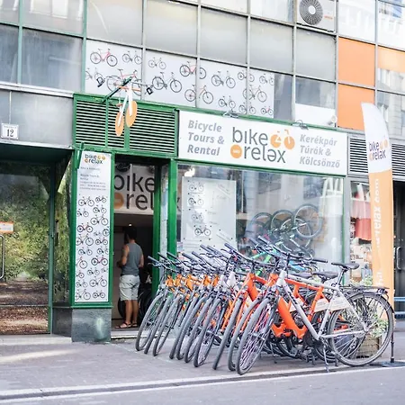 Mooki Rumbach דירה *